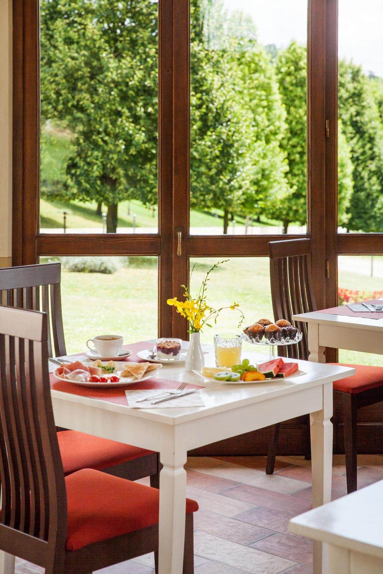 Relais Montemarino Hotel Borgomale Luaran gambar