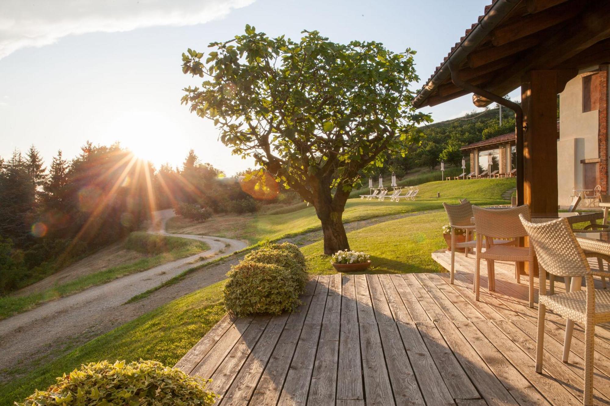 Relais Montemarino Hotel Borgomale Luaran gambar