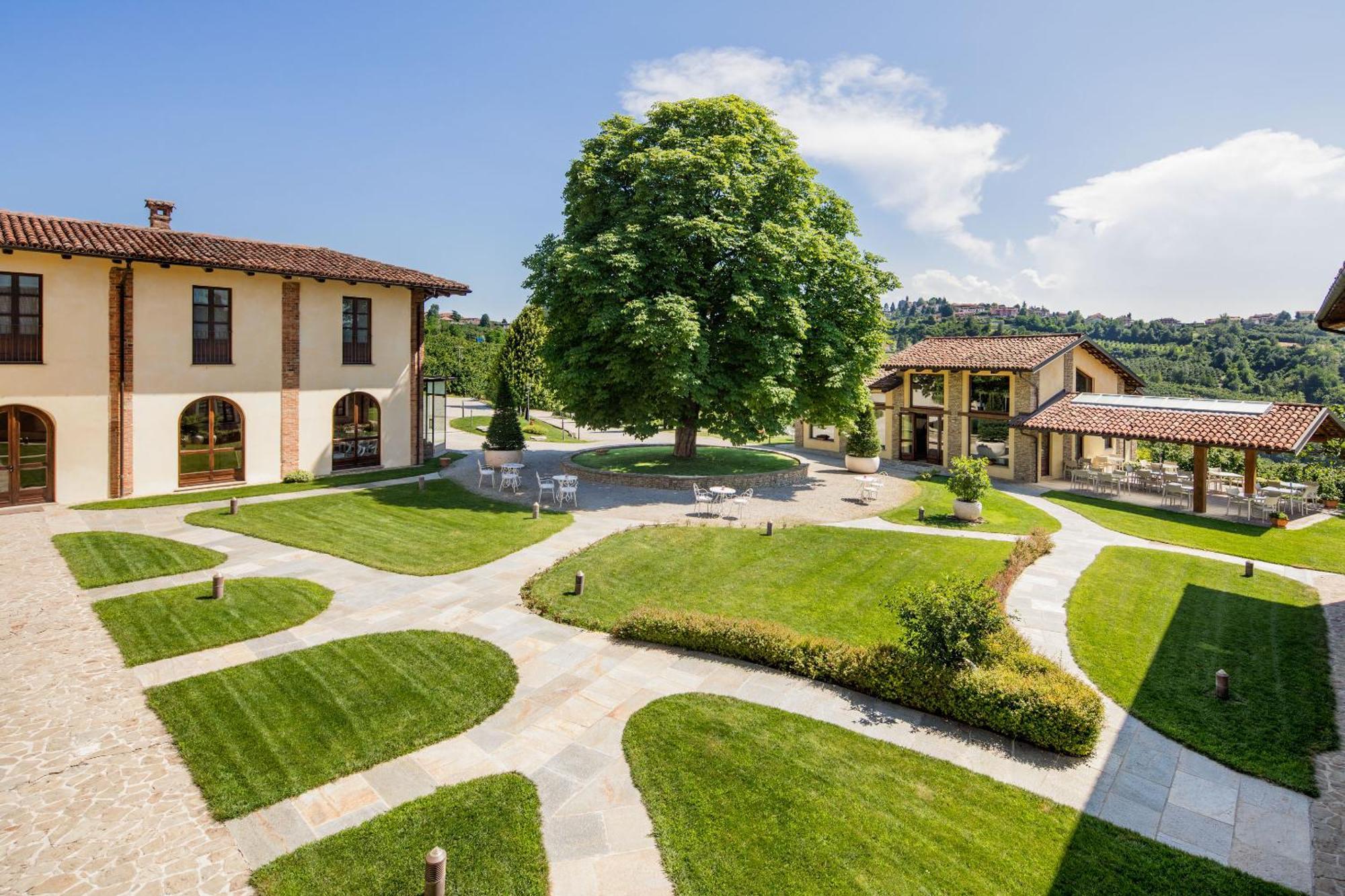 Relais Montemarino Hotel Borgomale Luaran gambar