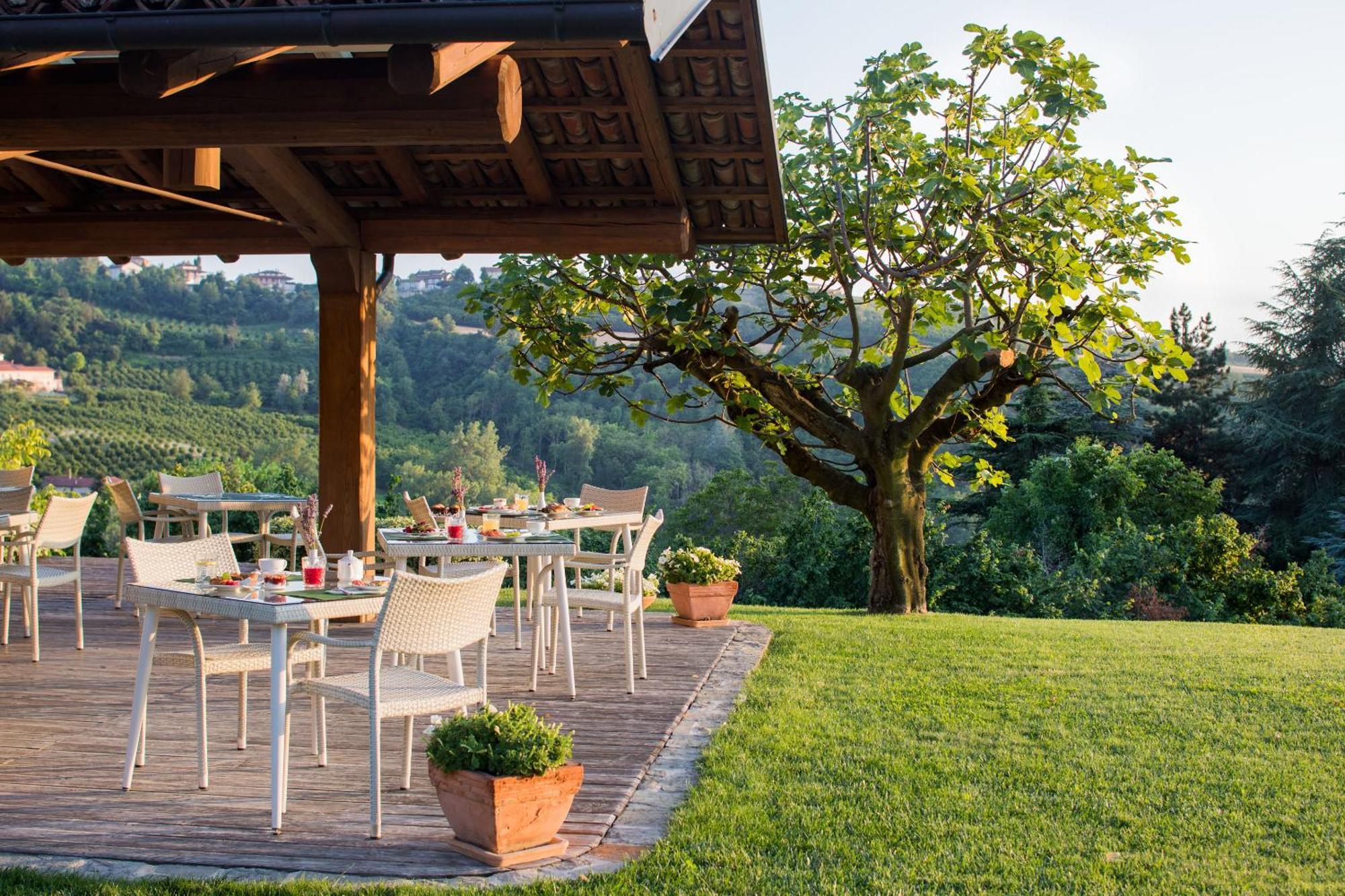 Relais Montemarino Hotel Borgomale Luaran gambar