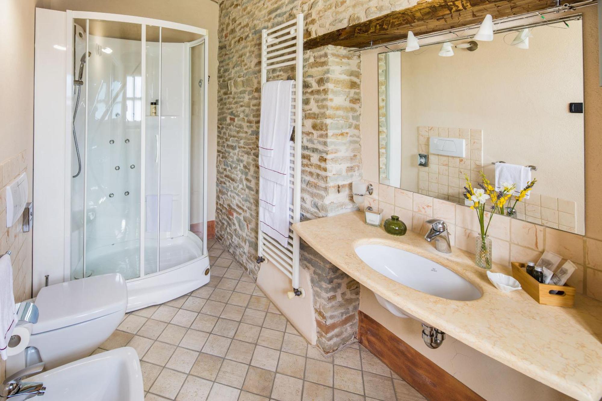 Relais Montemarino Hotel Borgomale Luaran gambar