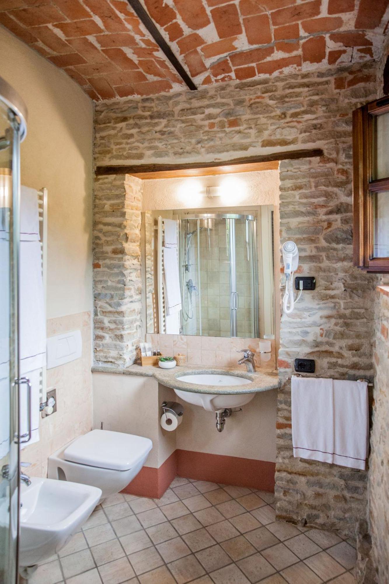 Relais Montemarino Hotel Borgomale Luaran gambar