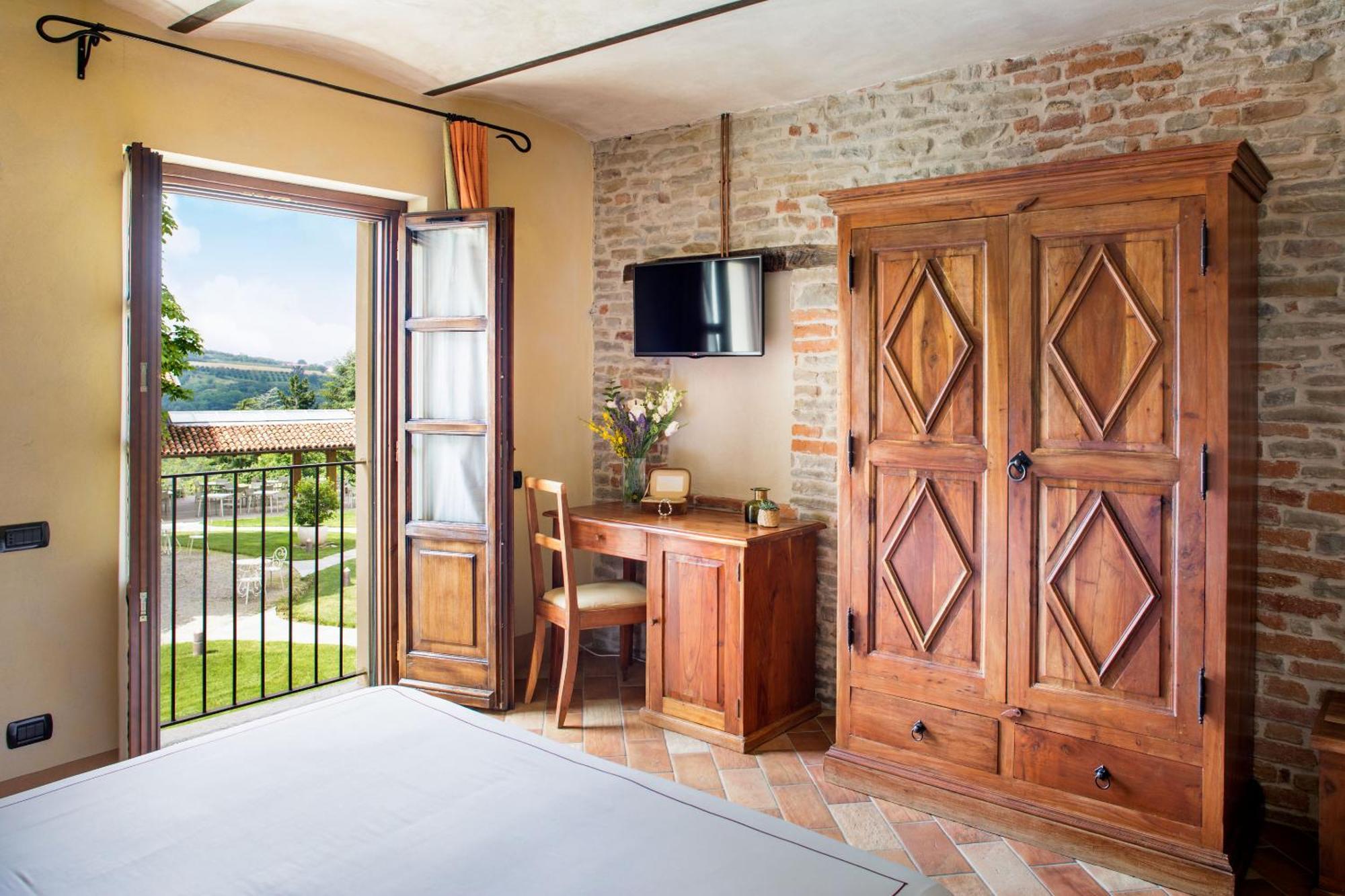 Relais Montemarino Hotel Borgomale Luaran gambar